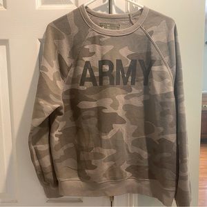 Army Sweatshirt (like new)